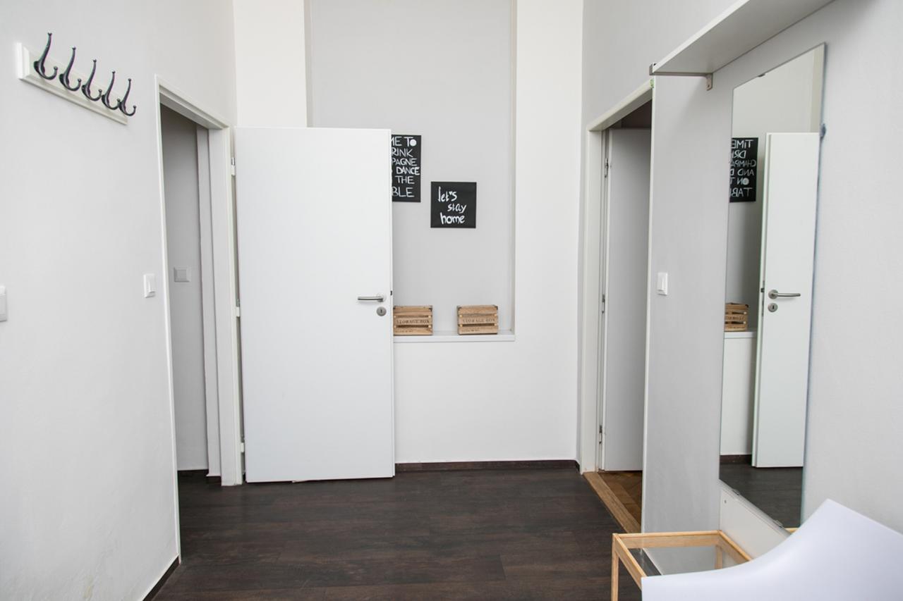 Welcome Apartments On Lublanska Praag Buitenkant foto